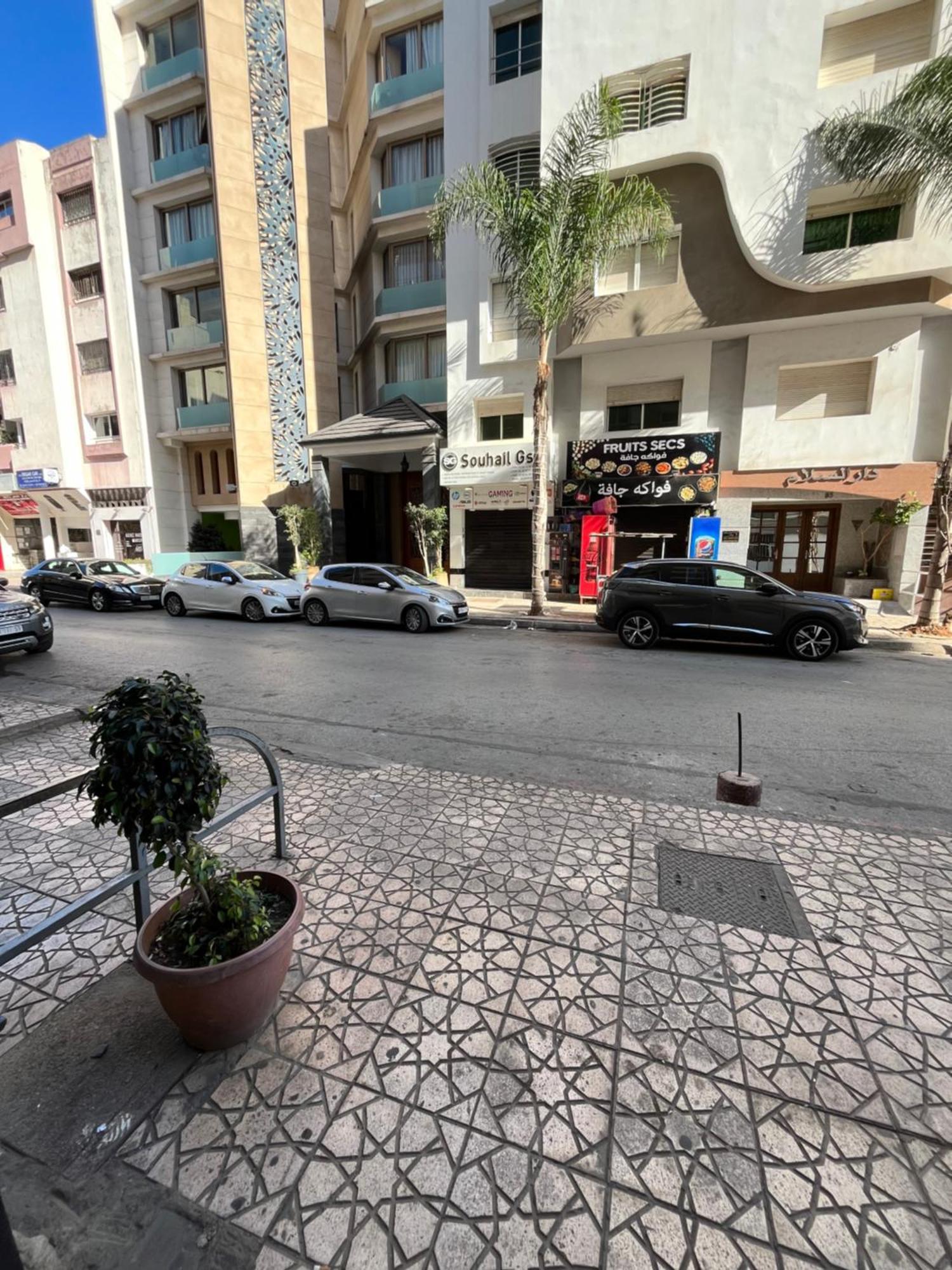 Luxury Center Town Apartment Kenitra Buitenkant foto