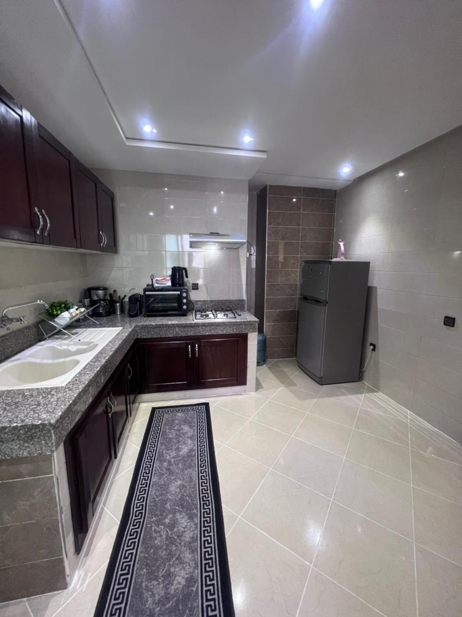 Luxury Center Town Apartment Kenitra Buitenkant foto
